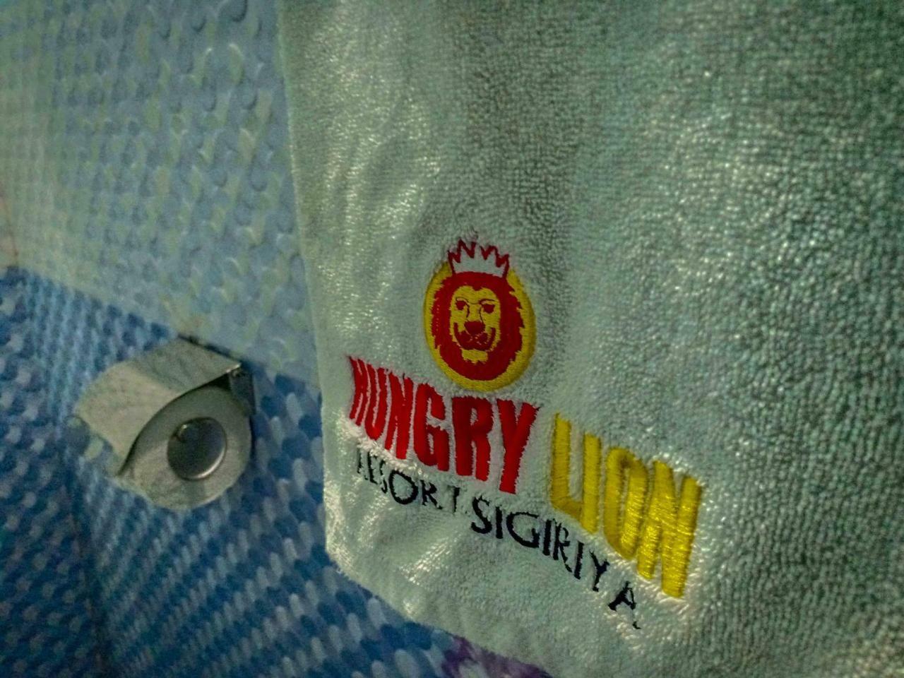 Hungry Lion Resort Сігірія Екстер'єр фото